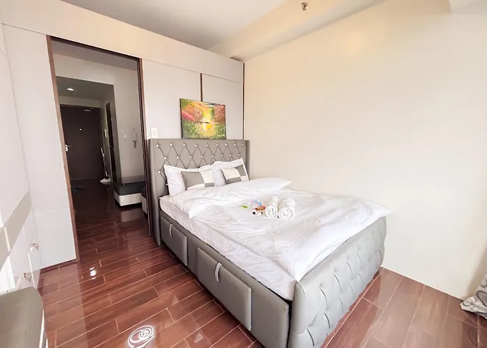 Skyexecutive At Air Residences Makati Wifi Netflix I Air 5155 Manila