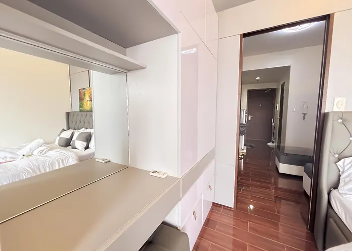 Skyexecutive At Air Residences Makati Wifi Netflix I Air 5155 Apartment Manila